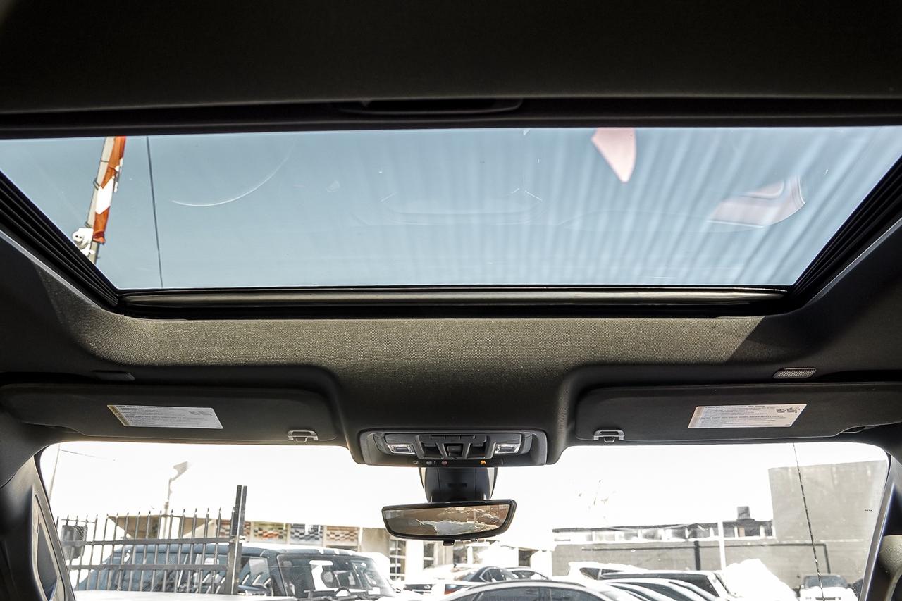 2020 Chevrolet Silverado 1500 DIESEL | 4WD | HUD | SUNROOF | NAVI | CARPLAY | Photo