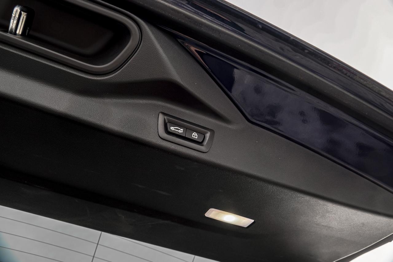 2022 BMW X5 xDrive40i M SPORT | CLEAN CARFAX | HUD | 360 CAM | Photo