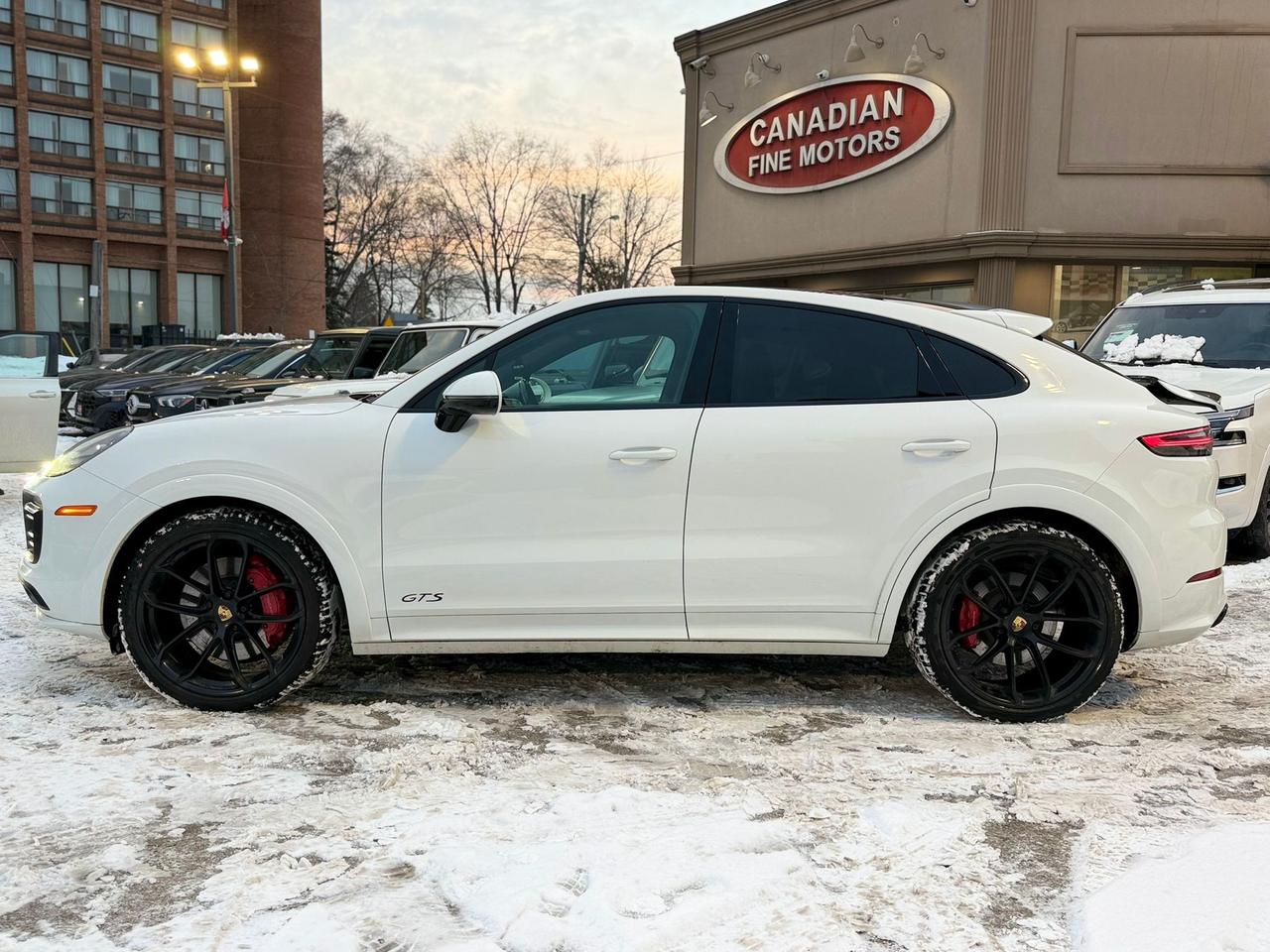 2021 Porsche Cayenne GTS COUPE | 453 HP | CLEAN CARFAX | NAVI | CAM | R Photo