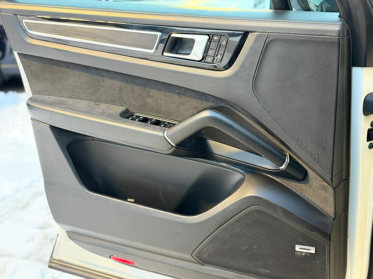 2021 Porsche Cayenne GTS COUPE | 453 HP | CLEAN CARFAX | NAVI | CAM | R Photo