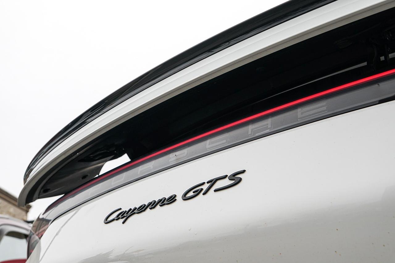 2021 Porsche Cayenne GTS COUPE | 453 HP | CLEAN CARFAX | NAVI | CAM | R Photo