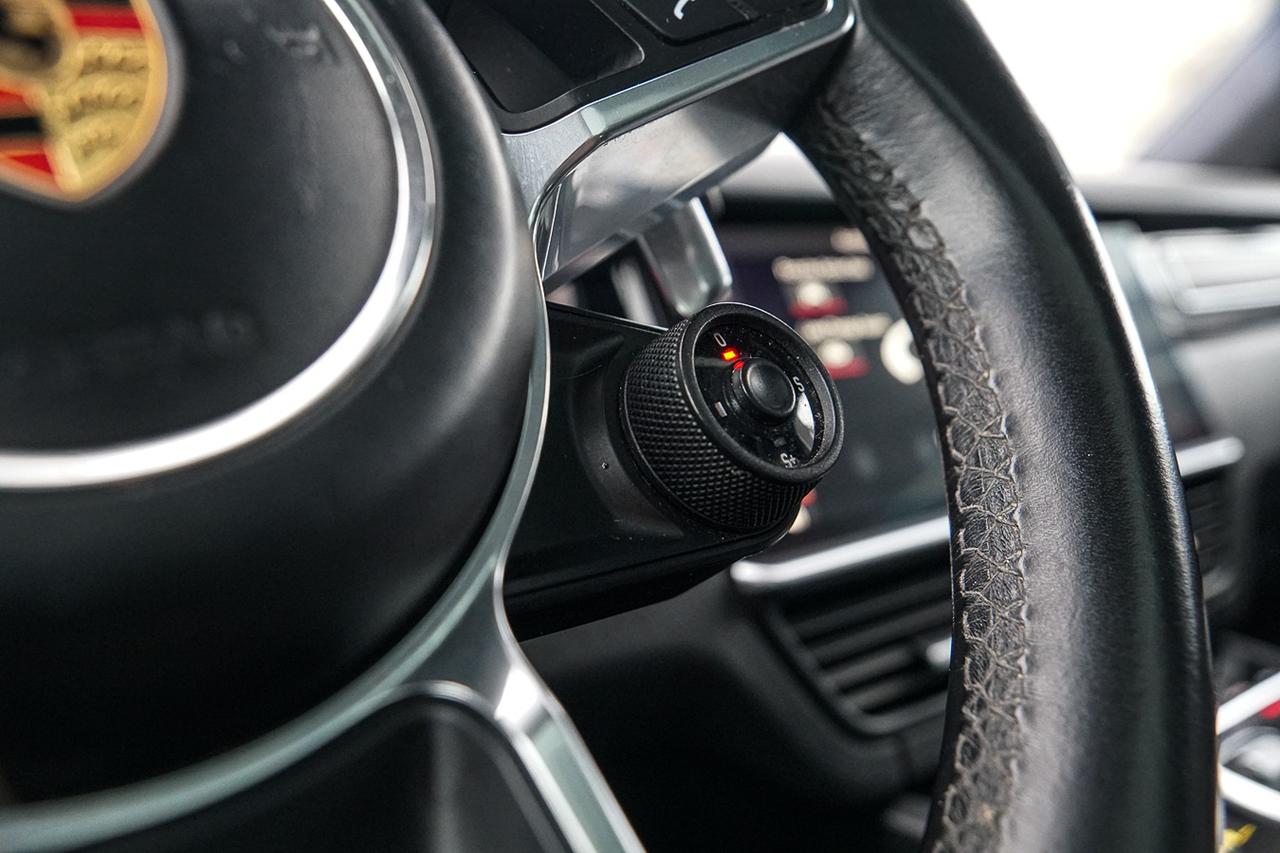 2021 Porsche Cayenne GTS COUPE | 453 HP | CLEAN CARFAX | NAVI | CAM | R Photo