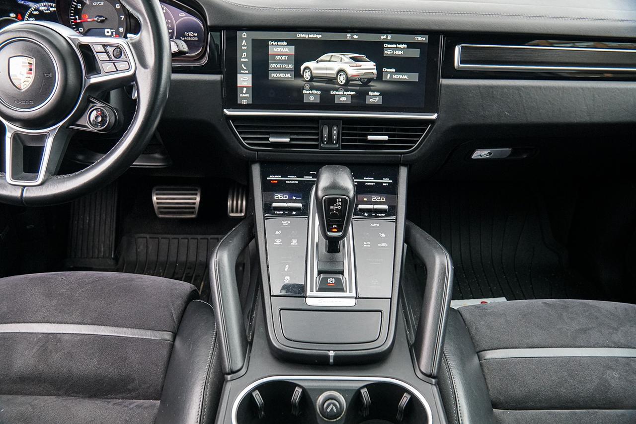 2021 Porsche Cayenne GTS COUPE | 453 HP | CLEAN CARFAX | NAVI | CAM | R Photo