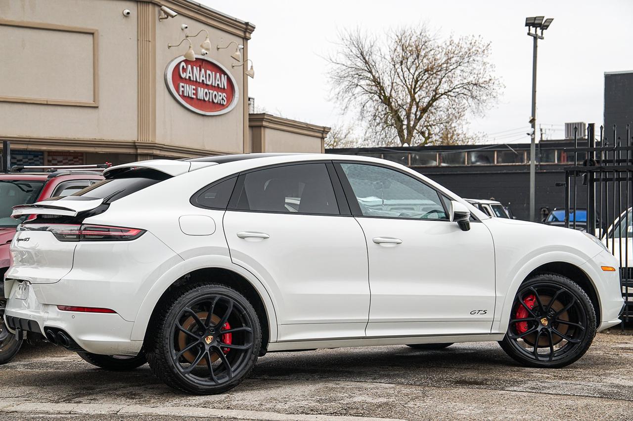 2021 Porsche Cayenne GTS COUPE | 453 HP | CLEAN CARFAX | NAVI | CAM | R Photo