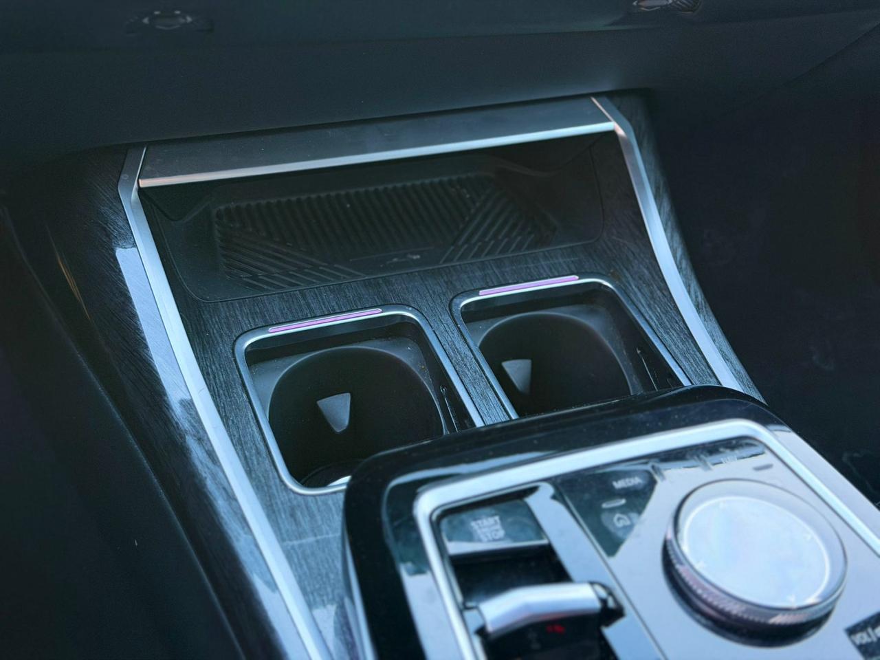 2023 BMW 760i xDrive BOWERS & WILKINS | M PKG PRO | HUD | REAR STEERIN Photo