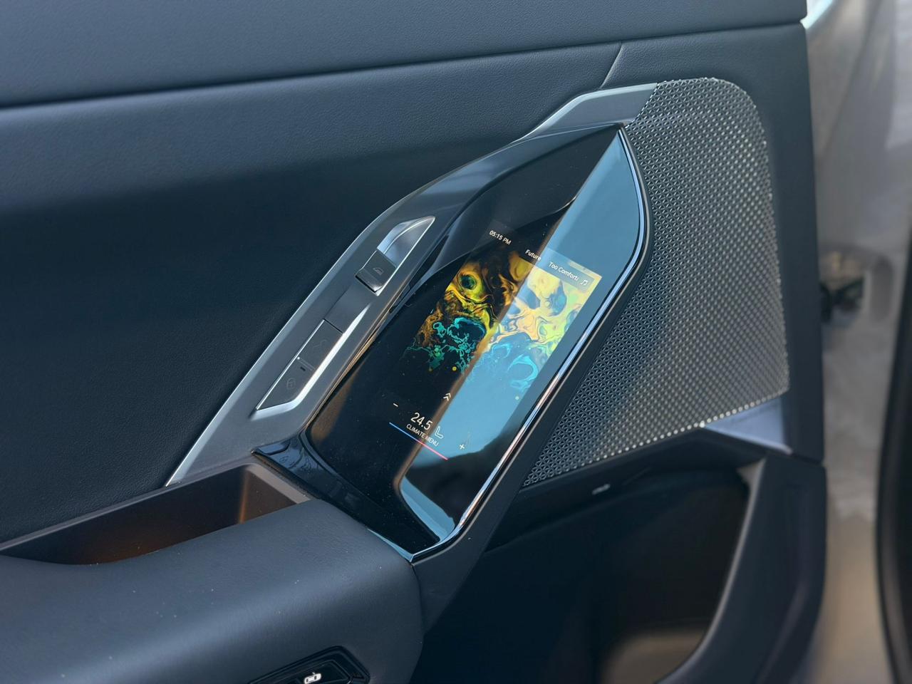 2023 BMW 760i xDrive BOWERS & WILKINS | M PKG PRO | HUD | REAR STEERIN Photo