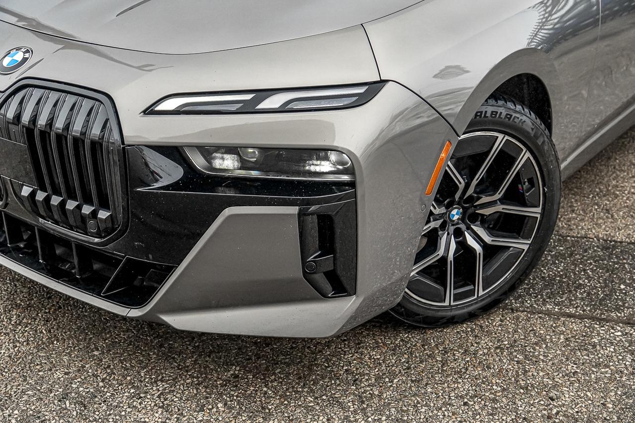2023 BMW 7 Series BOWERS & WILKINS | M PKG PRO | HUD | REAR STEERIN Photo3