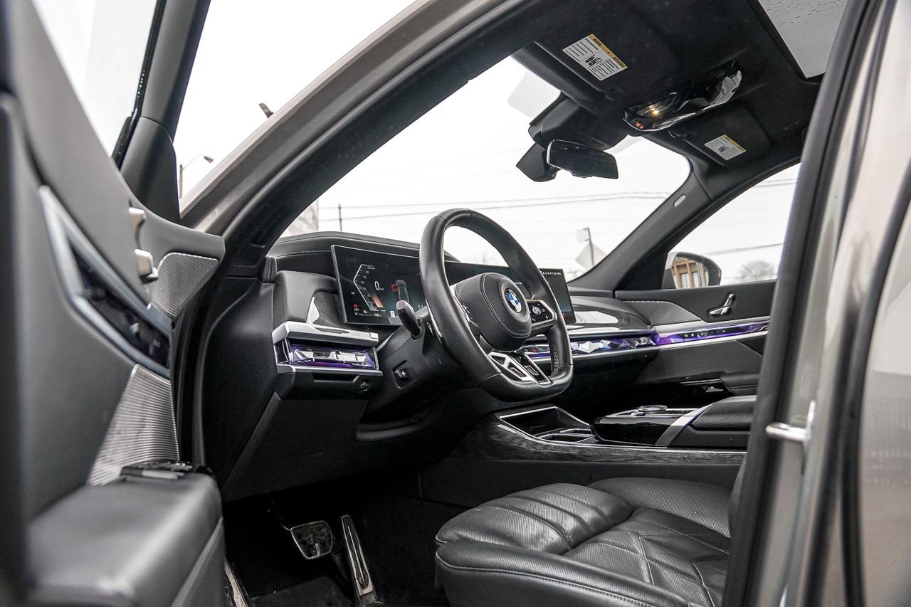 2023 BMW 7 Series BOWERS & WILKINS | M PKG PRO | HUD | REAR STEERIN Photo