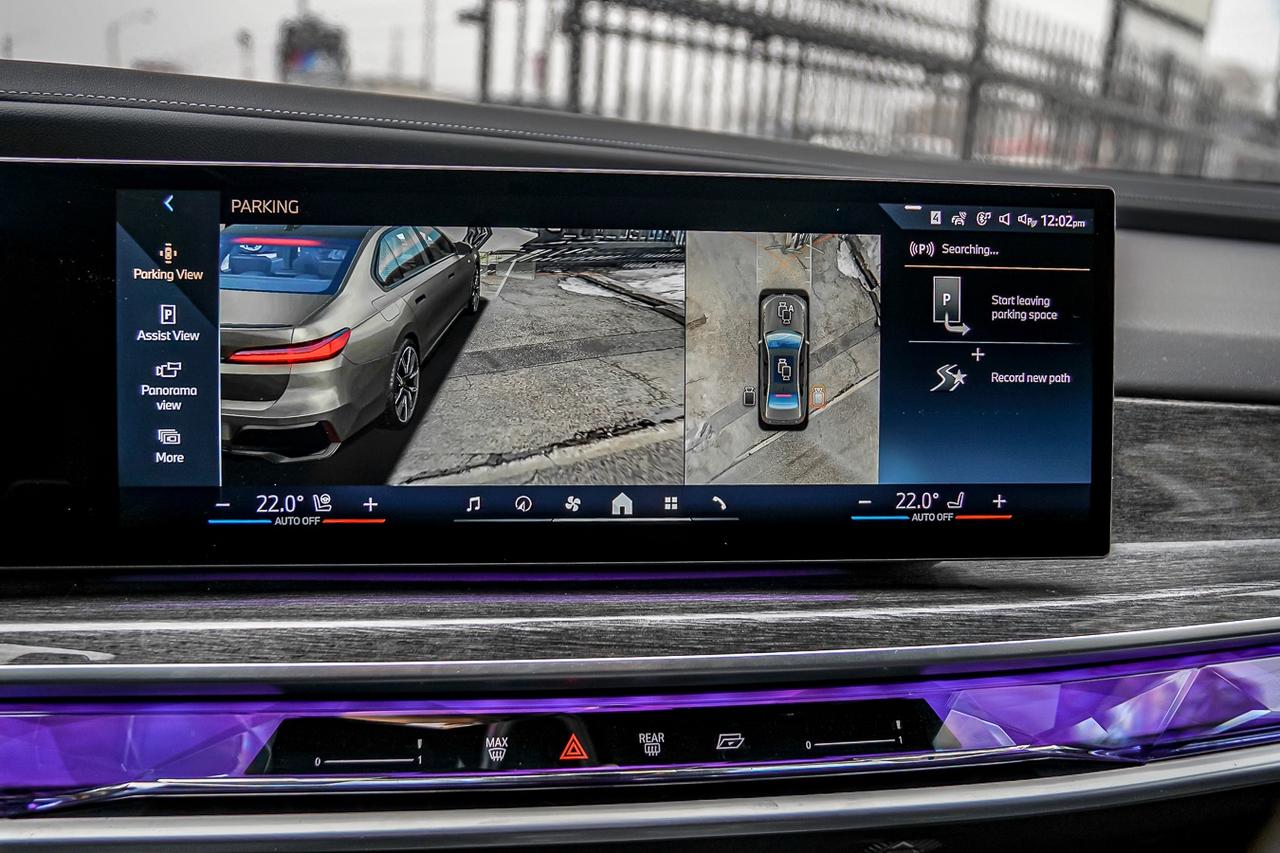 2023 BMW 7 Series BOWERS & WILKINS | M PKG PRO | HUD | REAR STEERIN Photo