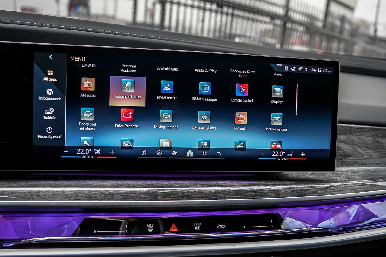 2023 BMW 7 Series BOWERS & WILKINS | M PKG PRO | HUD | REAR STEERIN Photo