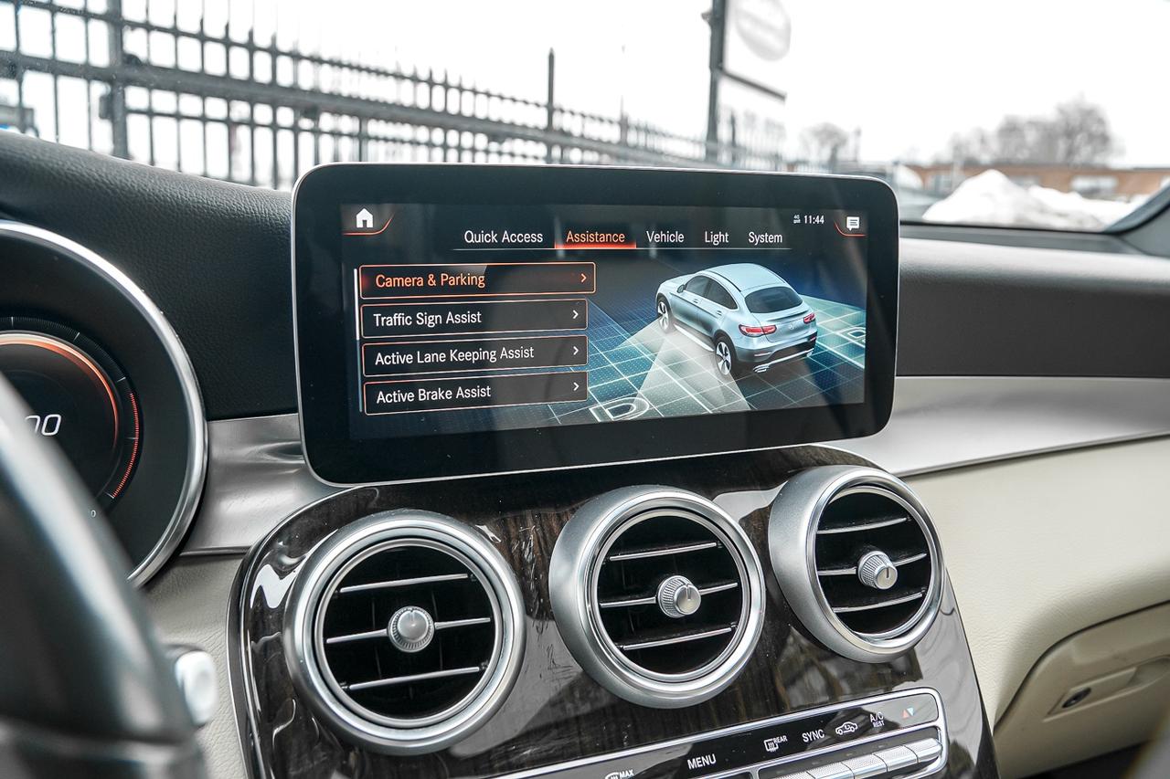 2022 Mercedes-Benz GLC 300 COUPE | PREM & PREM PLUS PKG | TECH PKG | NAVI | C Photo