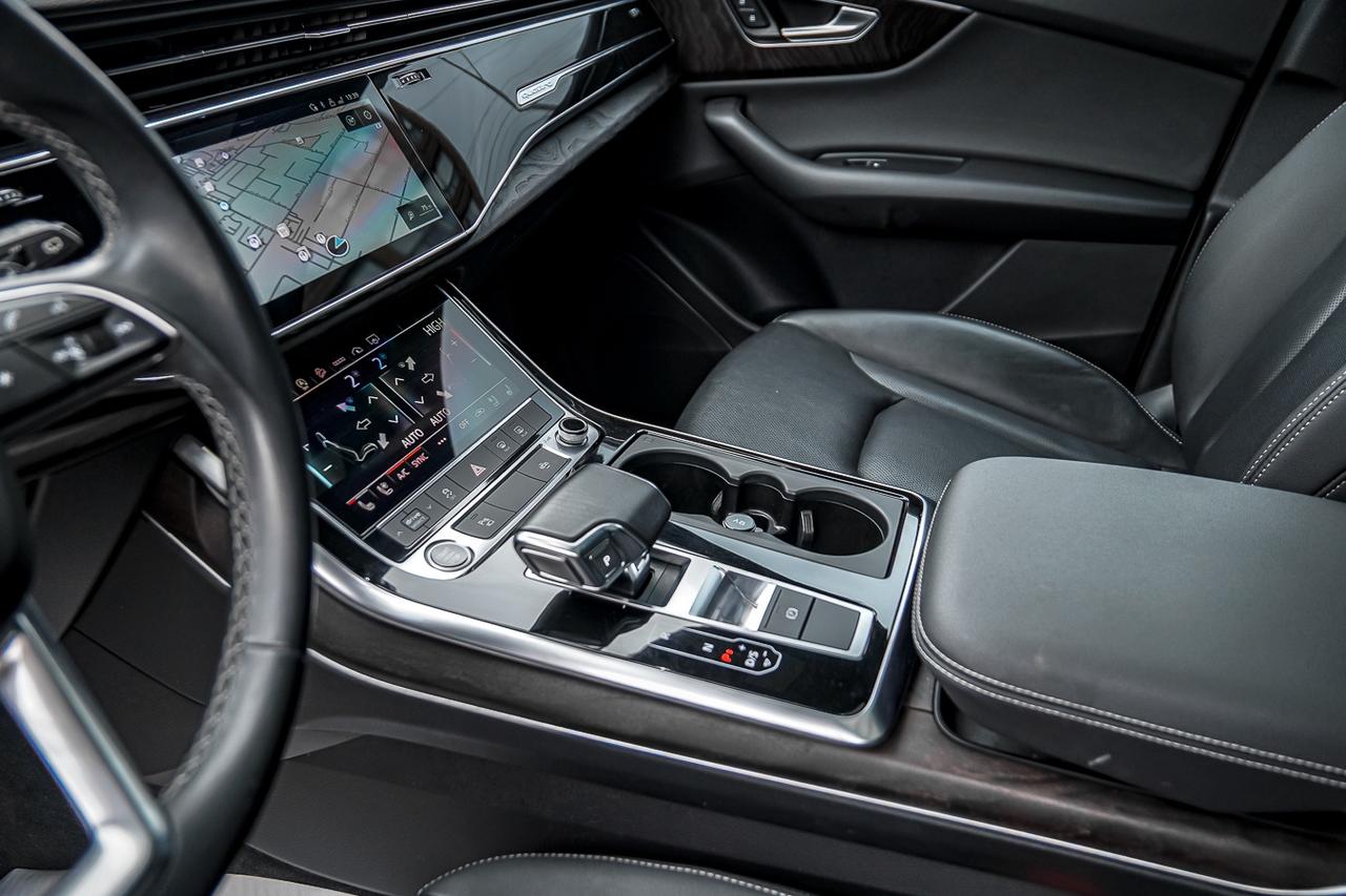 2021 Audi Q8 PROGRESSIV S-LINE | NAVI | CAM | PANO | Photo