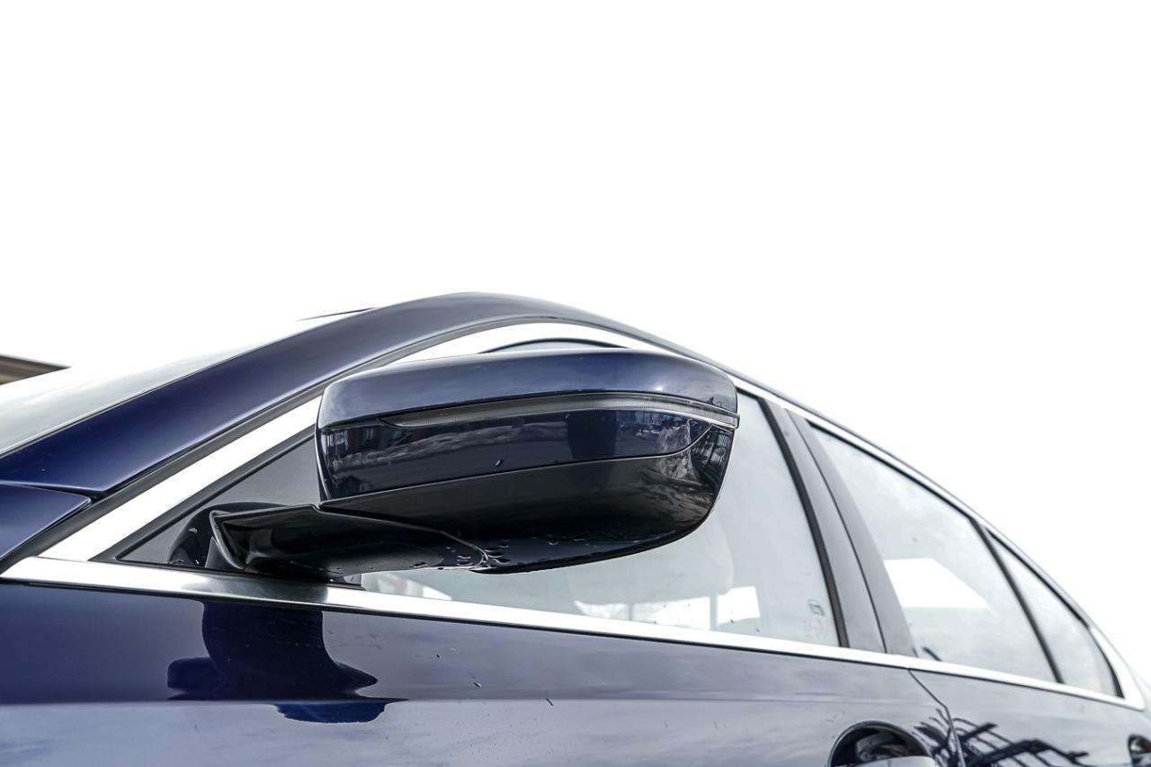 2022 BMW 330e xDrive PLUG IN HYBRID | NAVI | CAM | ROOF | CLEAN CARFAX Photo