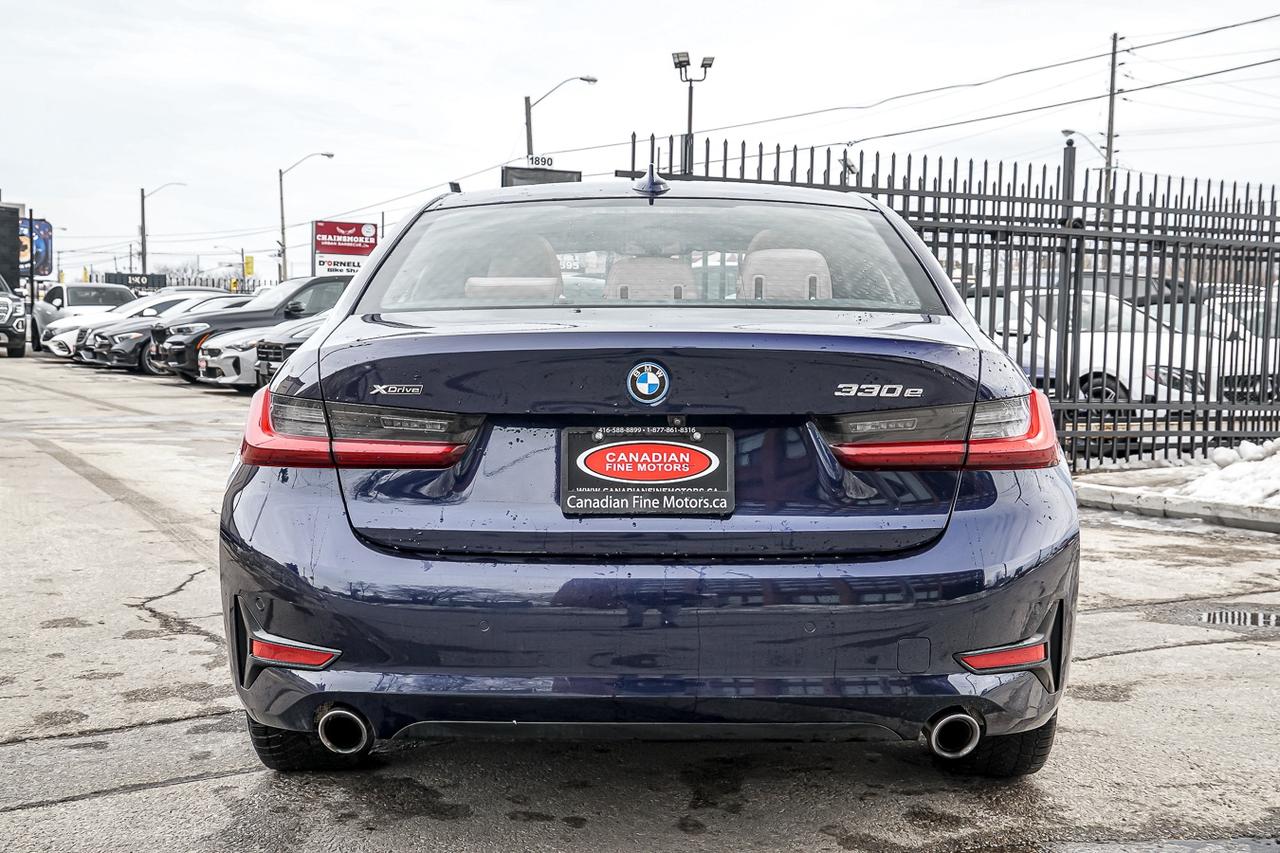 2022 BMW 330e xDrive PLUG IN HYBRID | NAVI | CAM | ROOF | CLEAN CARFAX Photo