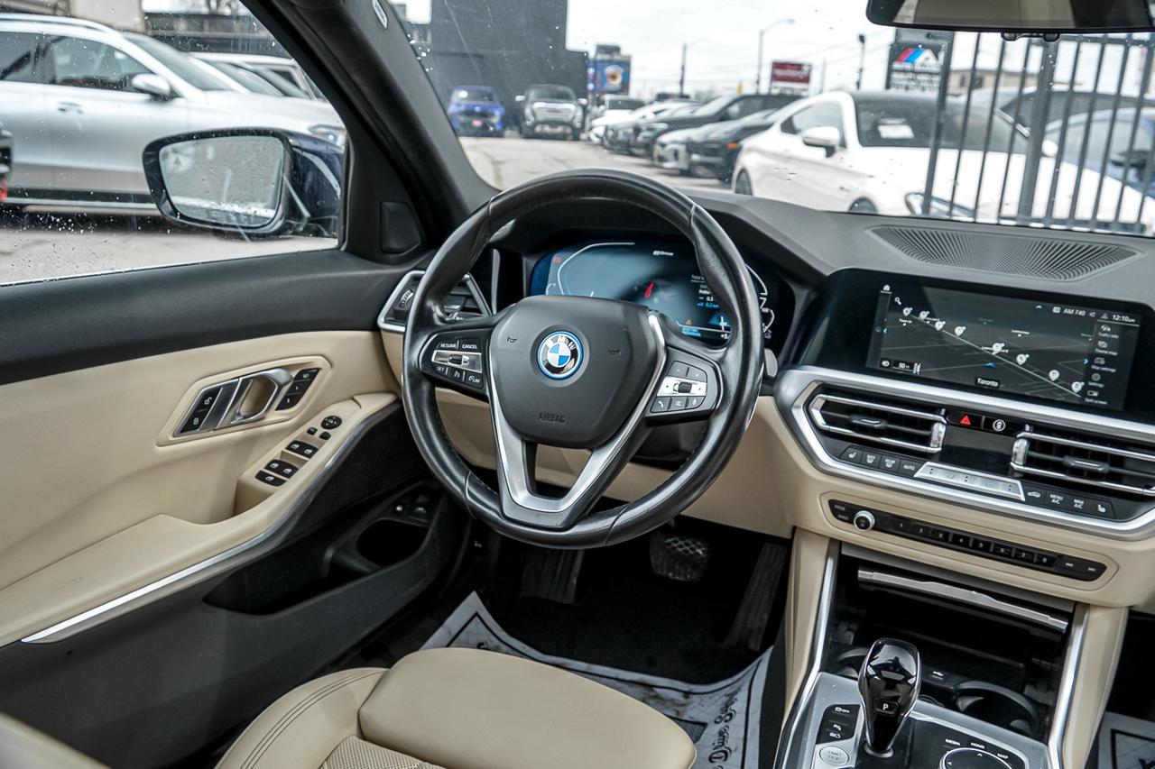 2022 BMW 330e xDrive PLUG IN HYBRID | NAVI | CAM | ROOF | CLEAN CARFAX Photo