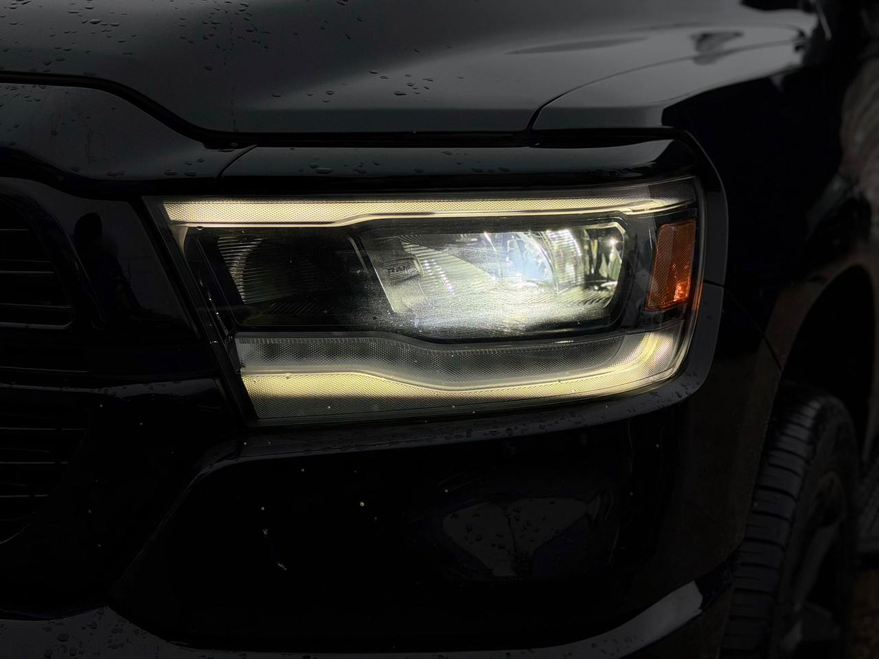 2020 RAM 1500 SPORT CREW CAB 6'4" BOX | 5.7L V8 HEMI | NAVI | CA Photo