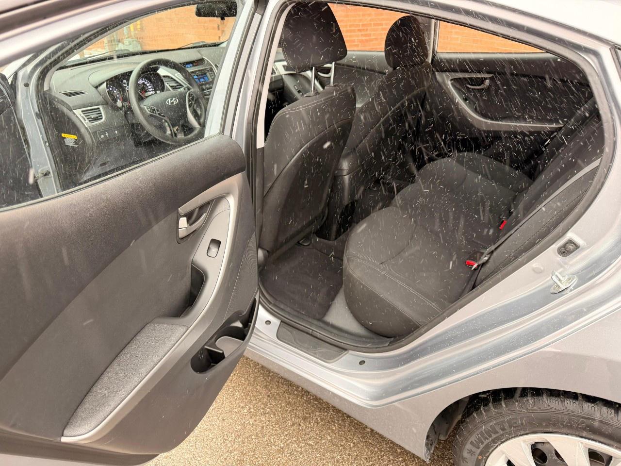 2015 Hyundai Elantra 4DR SDN AUTO GL Photo