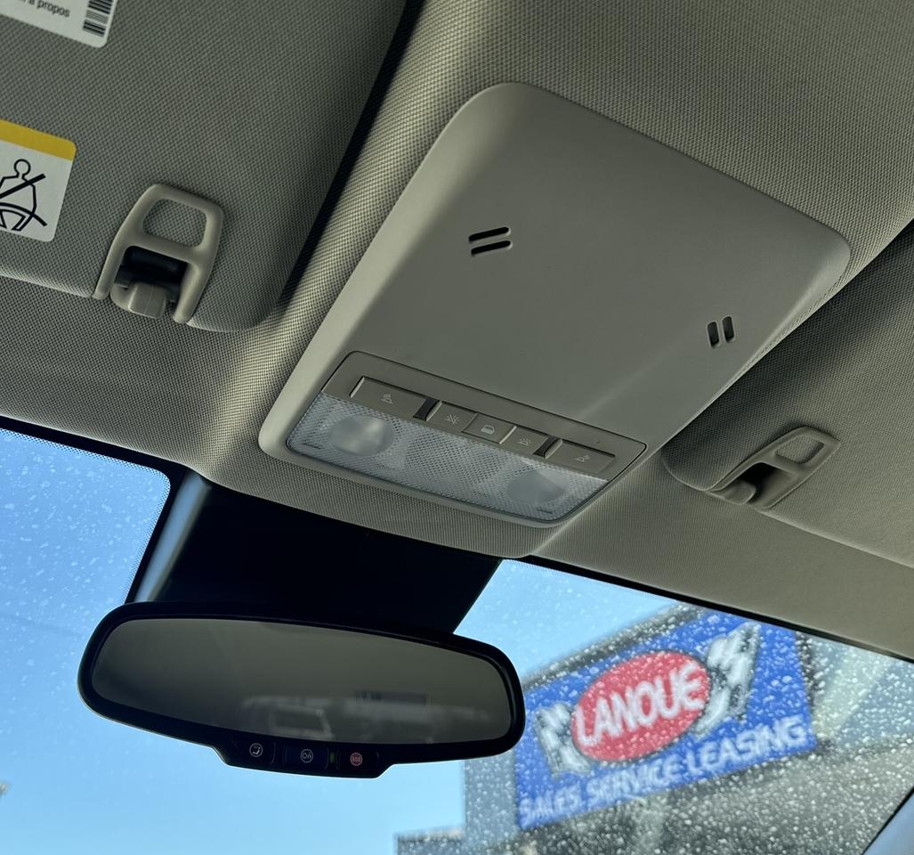 2020 Buick Encore FWD 4dr Sport Touring Photo