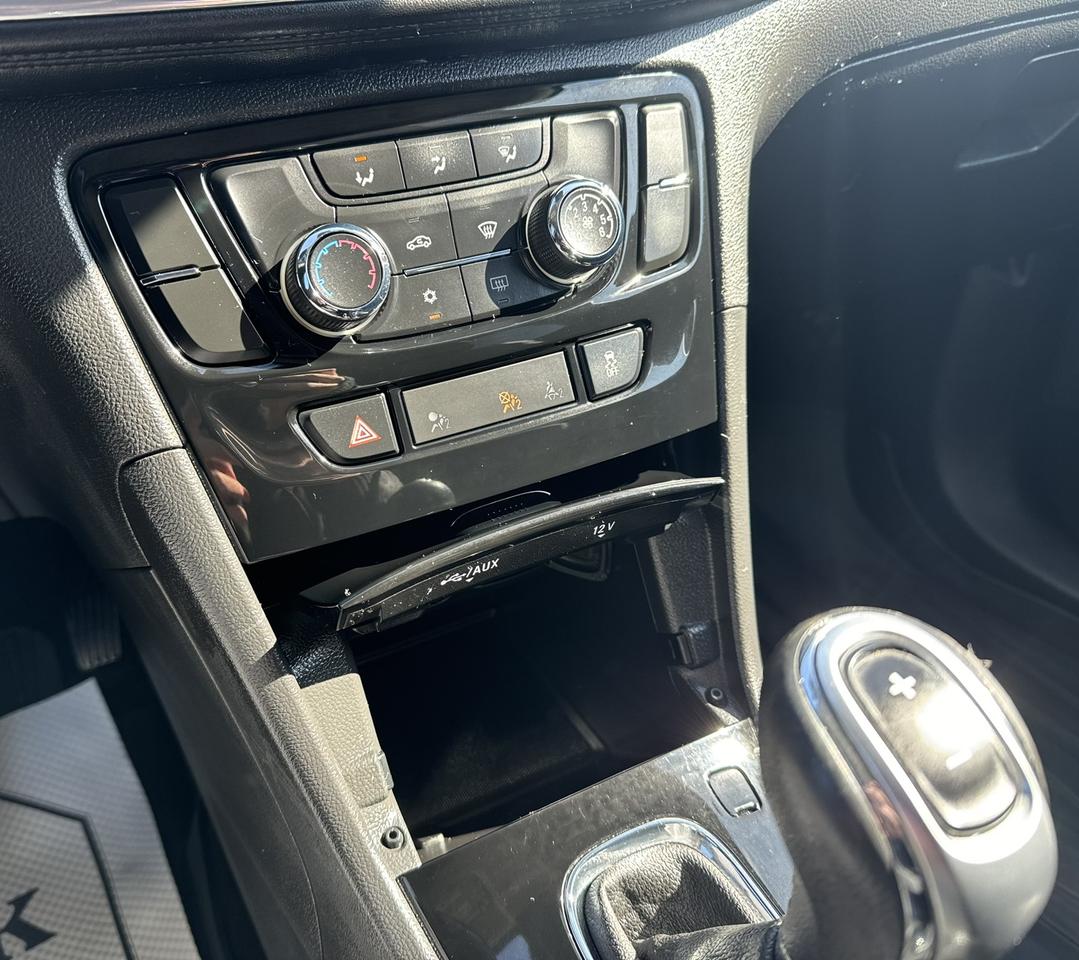 2020 Buick Encore FWD 4dr Sport Touring Photo