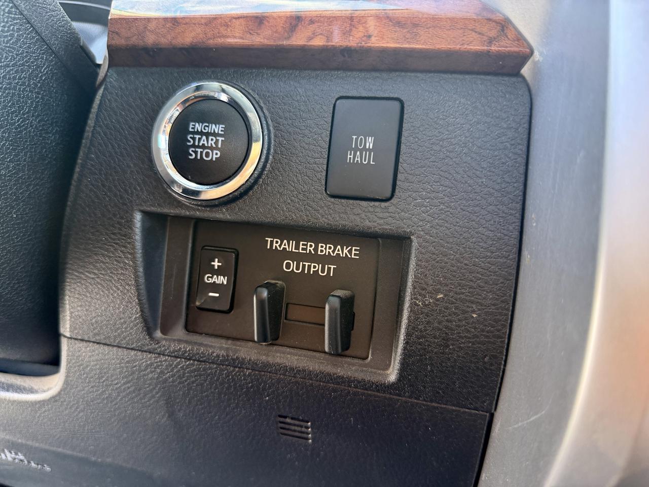 2021 Toyota Tundra 4x4 Crewmax Platinum Photo