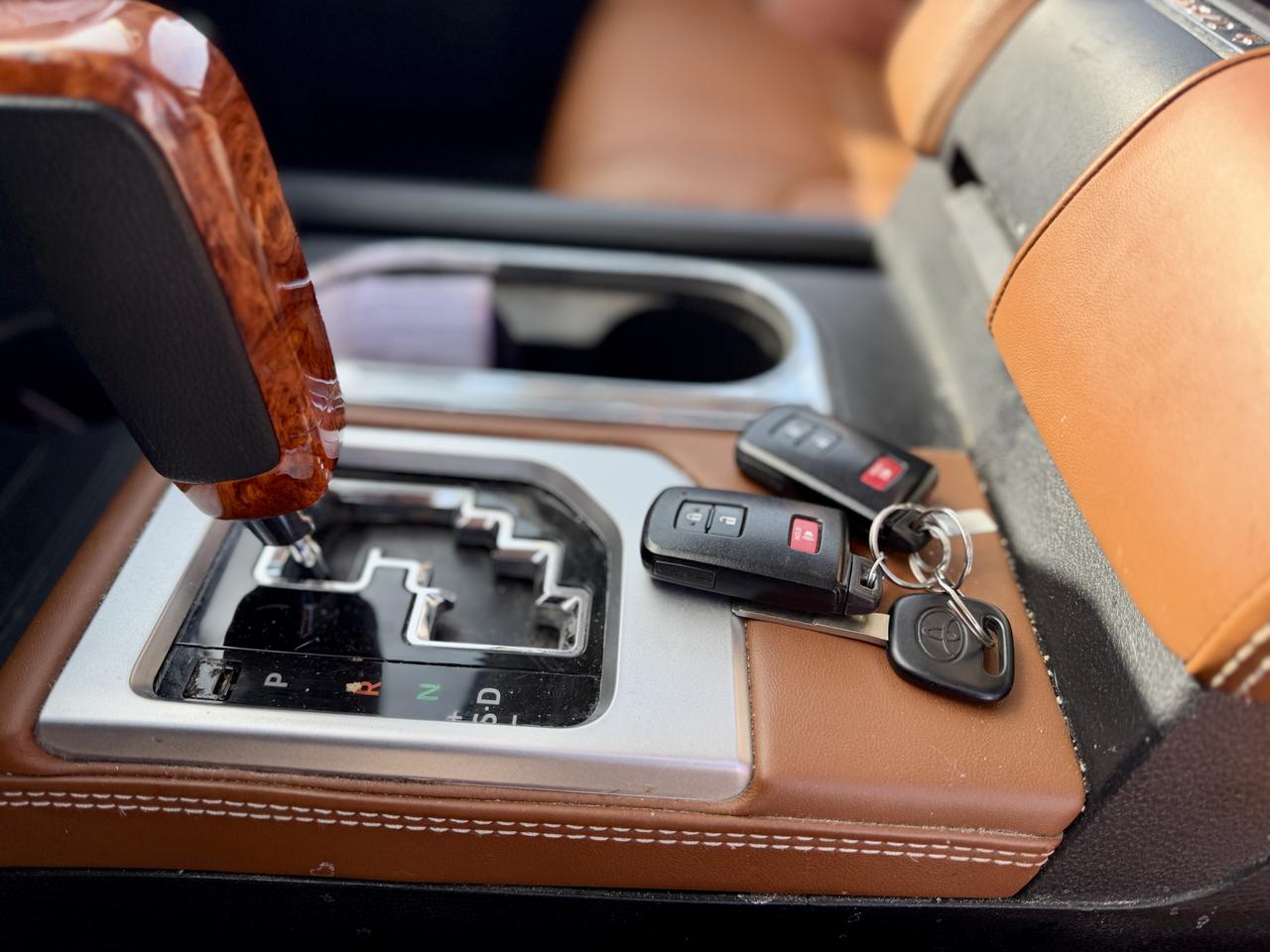 2021 Toyota Tundra 4x4 Crewmax Platinum Photo