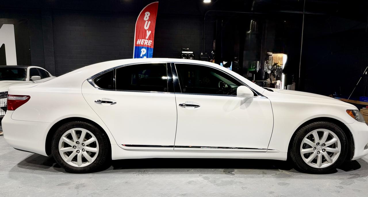 2007 Lexus LS 460 4dr Sdn SWB Photo3