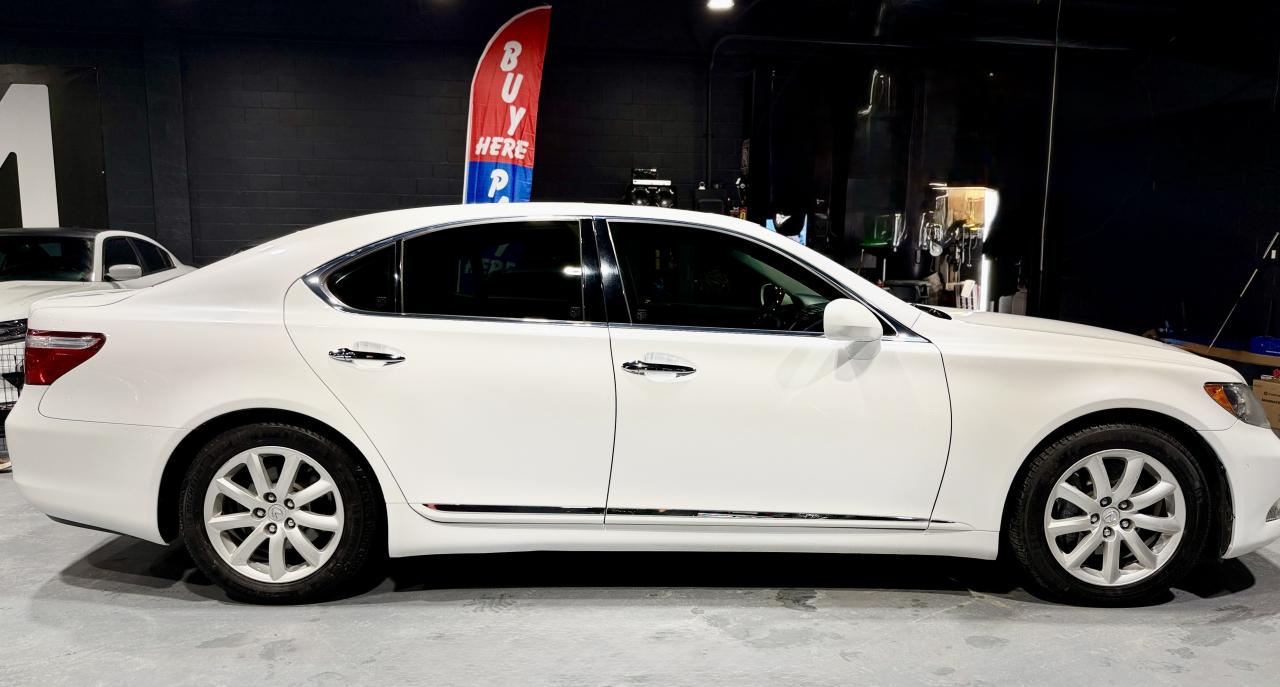 2007 Lexus LS 460 4dr Sdn SWB Photo