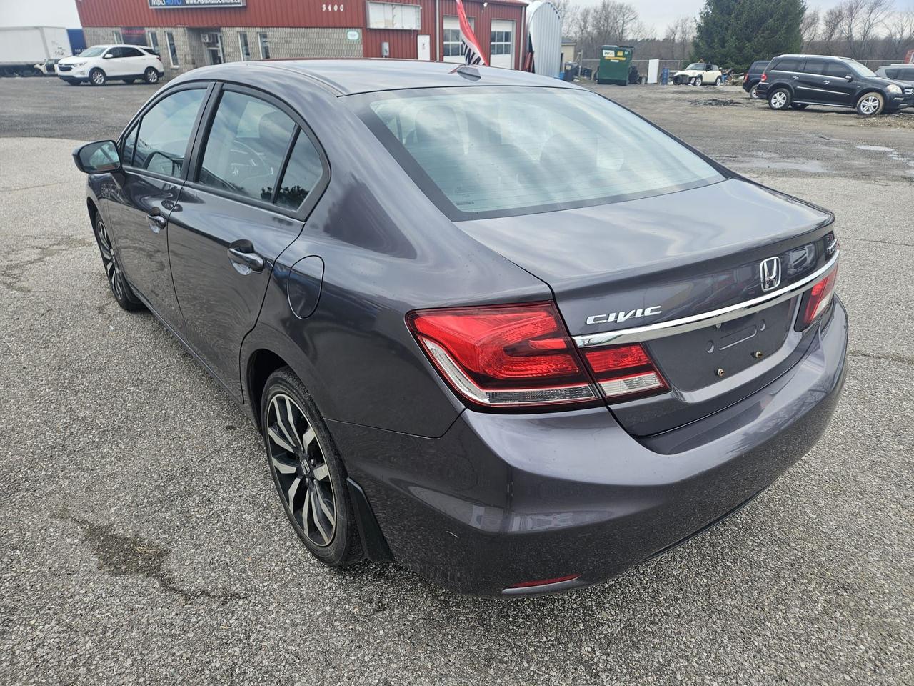 2015 Honda Civic Touring Photo