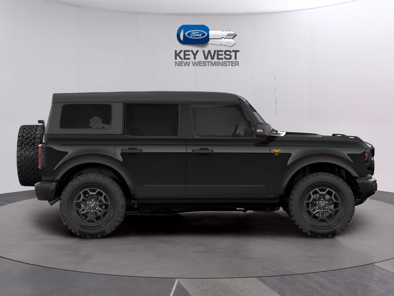 2026 Ford Bronco Badlands 4 Door 4x4 Photo3