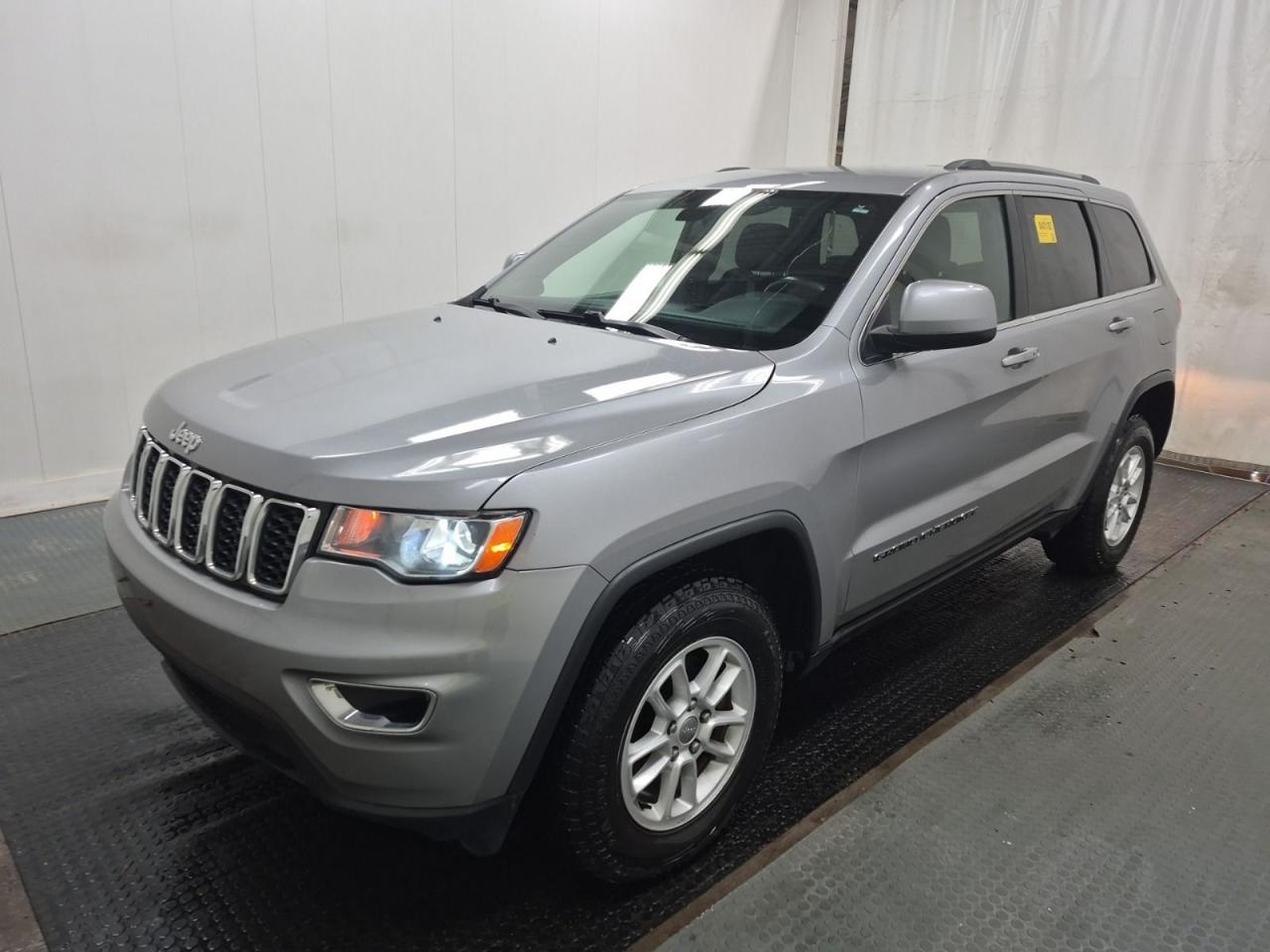 Used 2019 Jeep Grand Cherokee Laredo E 4X4 for sale in Tilbury, ON