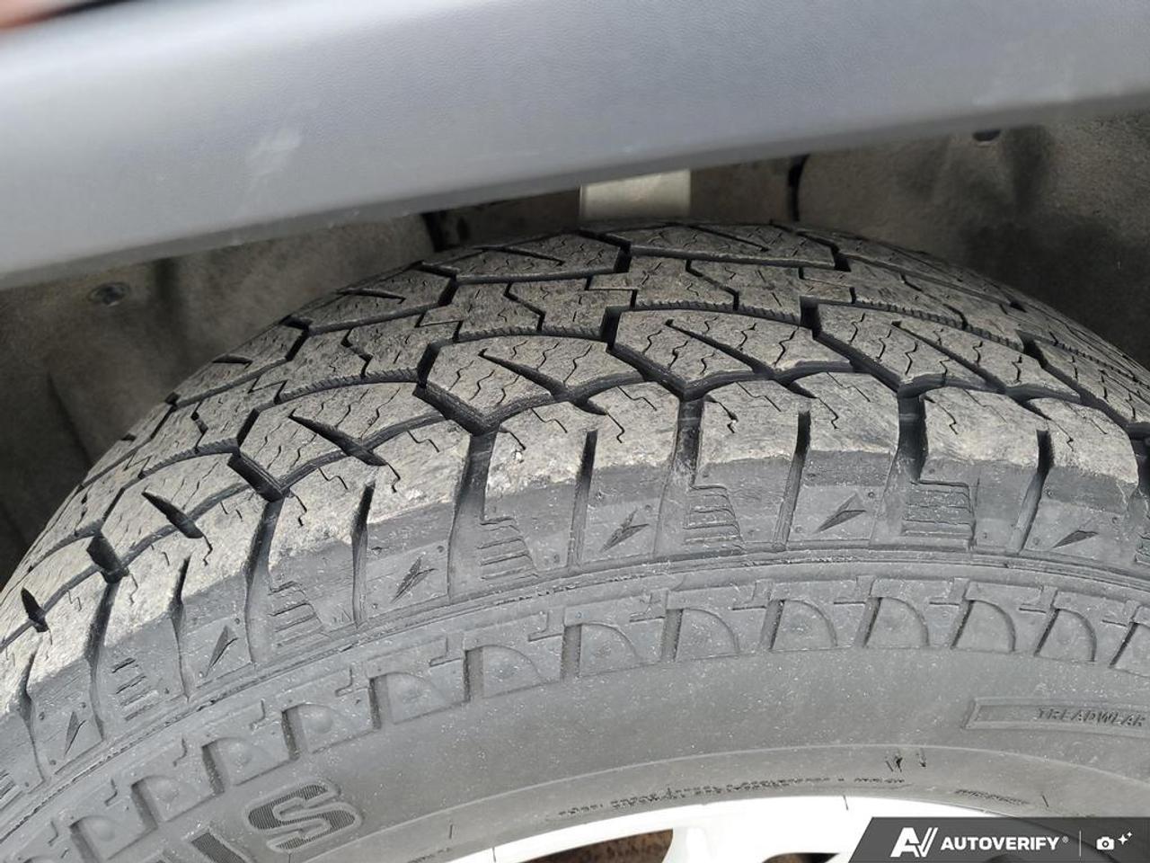 2019 Jeep Grand Cherokee Laredo E 4X4 Photo