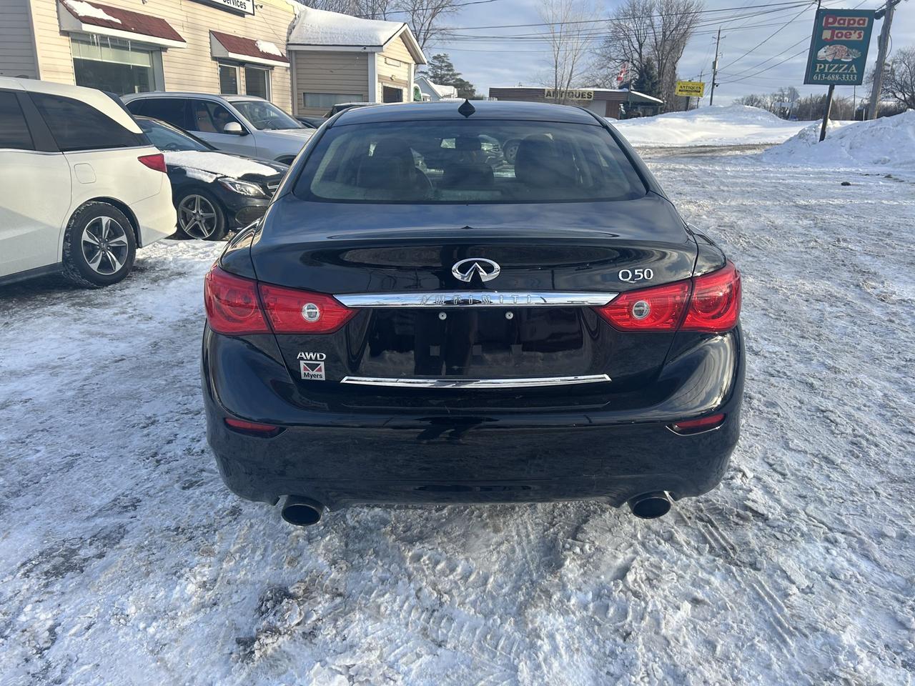 2017 Infiniti Q50 3.0T Photo4