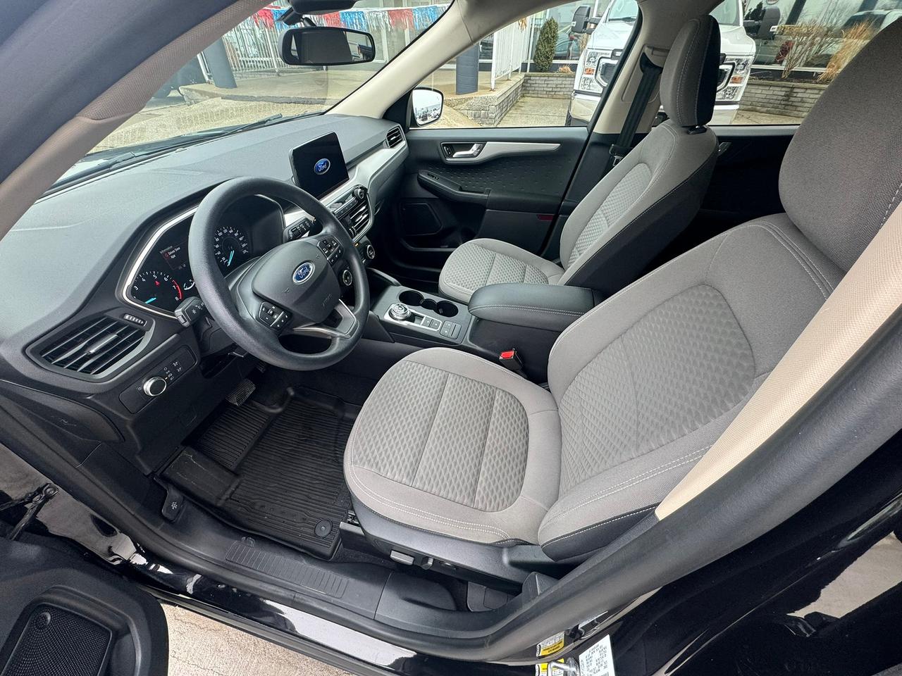 2020 Ford Escape SE AWD Photo