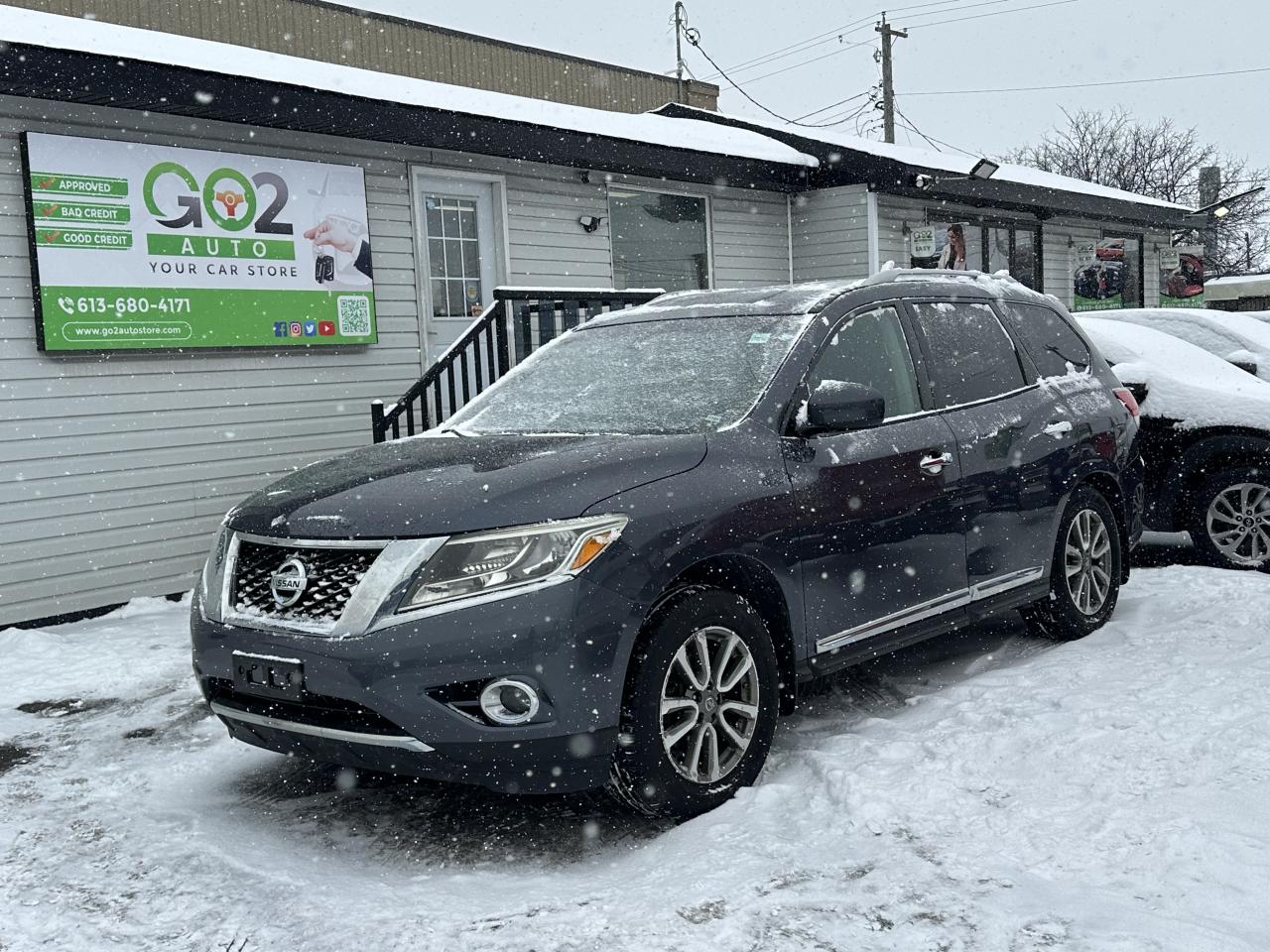 2014 Nissan Pathfinder SL Photo