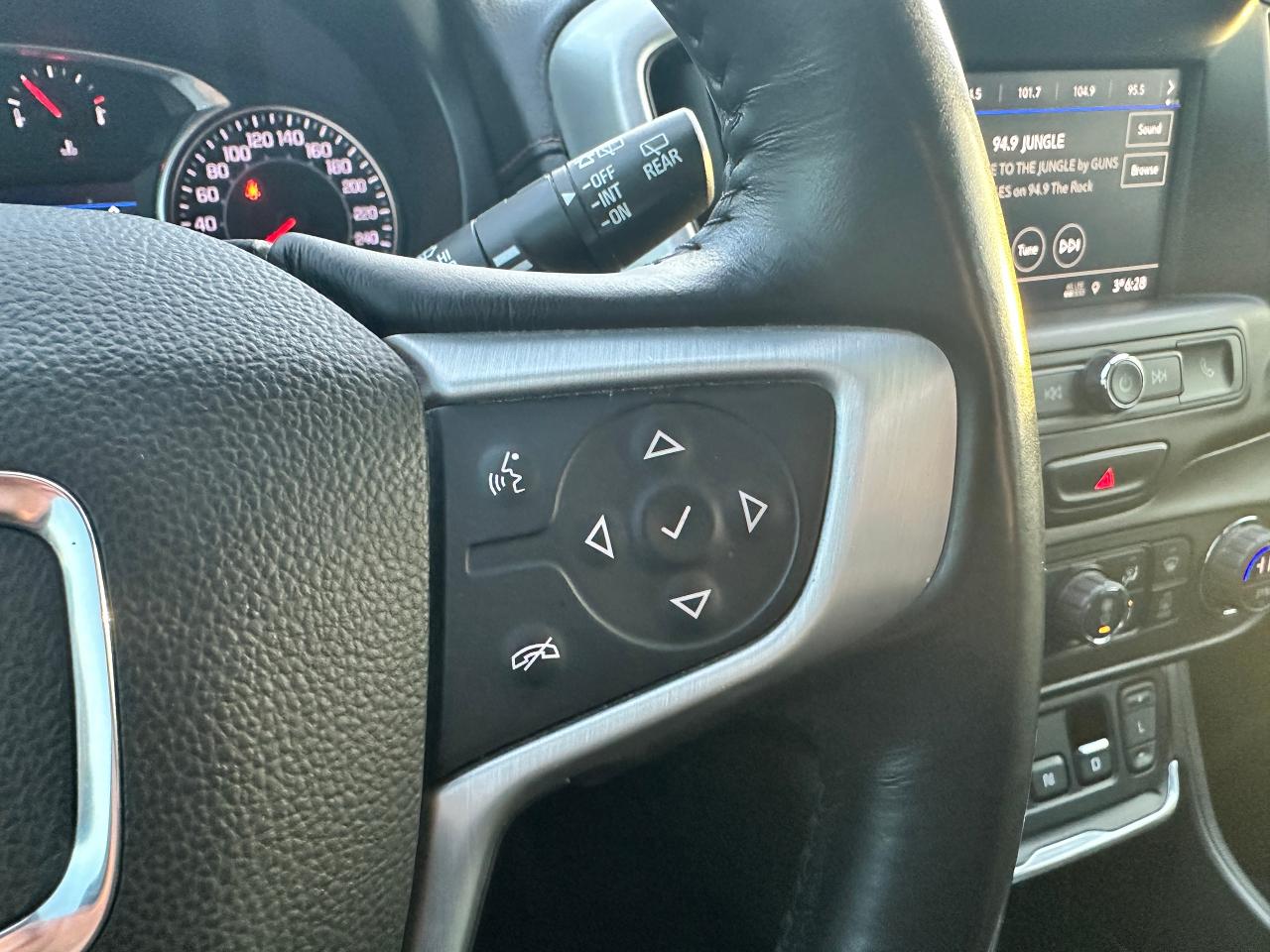 2021 GMC Terrain SLE Elevation AWD HTD-Cloth CarPlay RemStart Alloy Photo