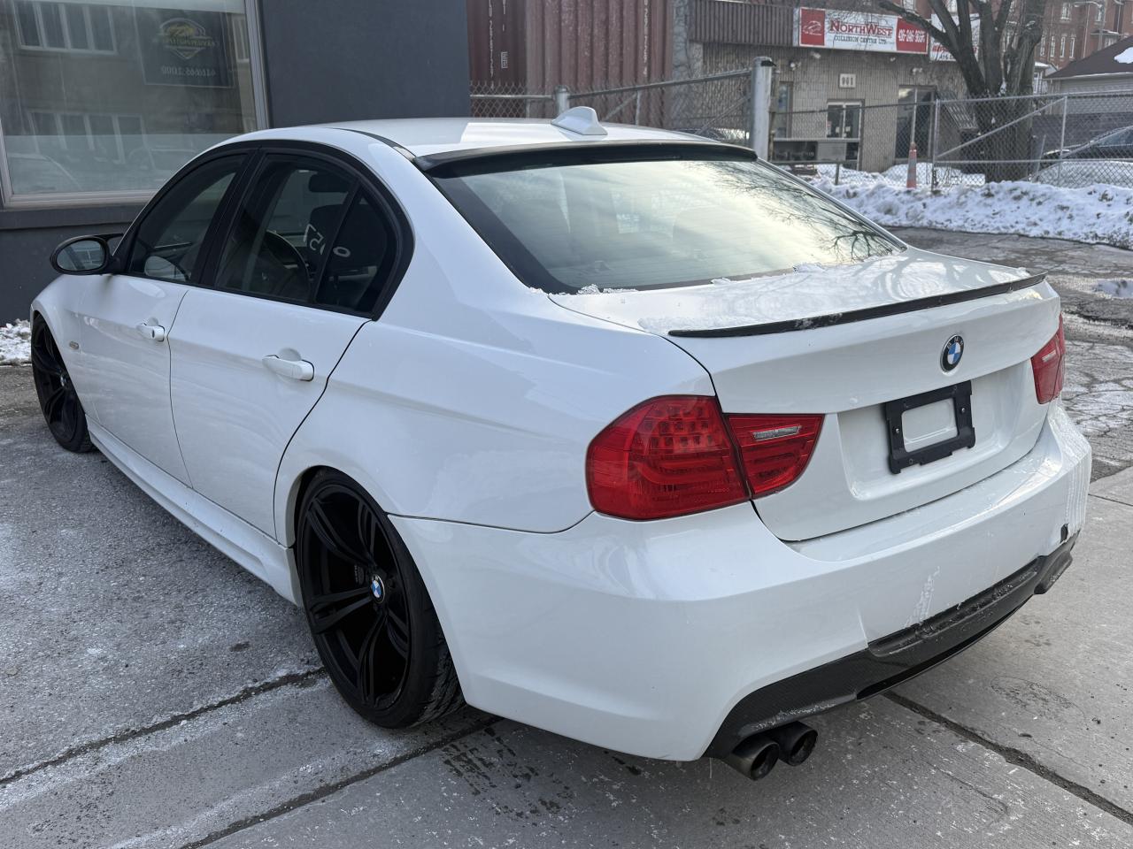 2008 BMW 3 Series 323i Photo4