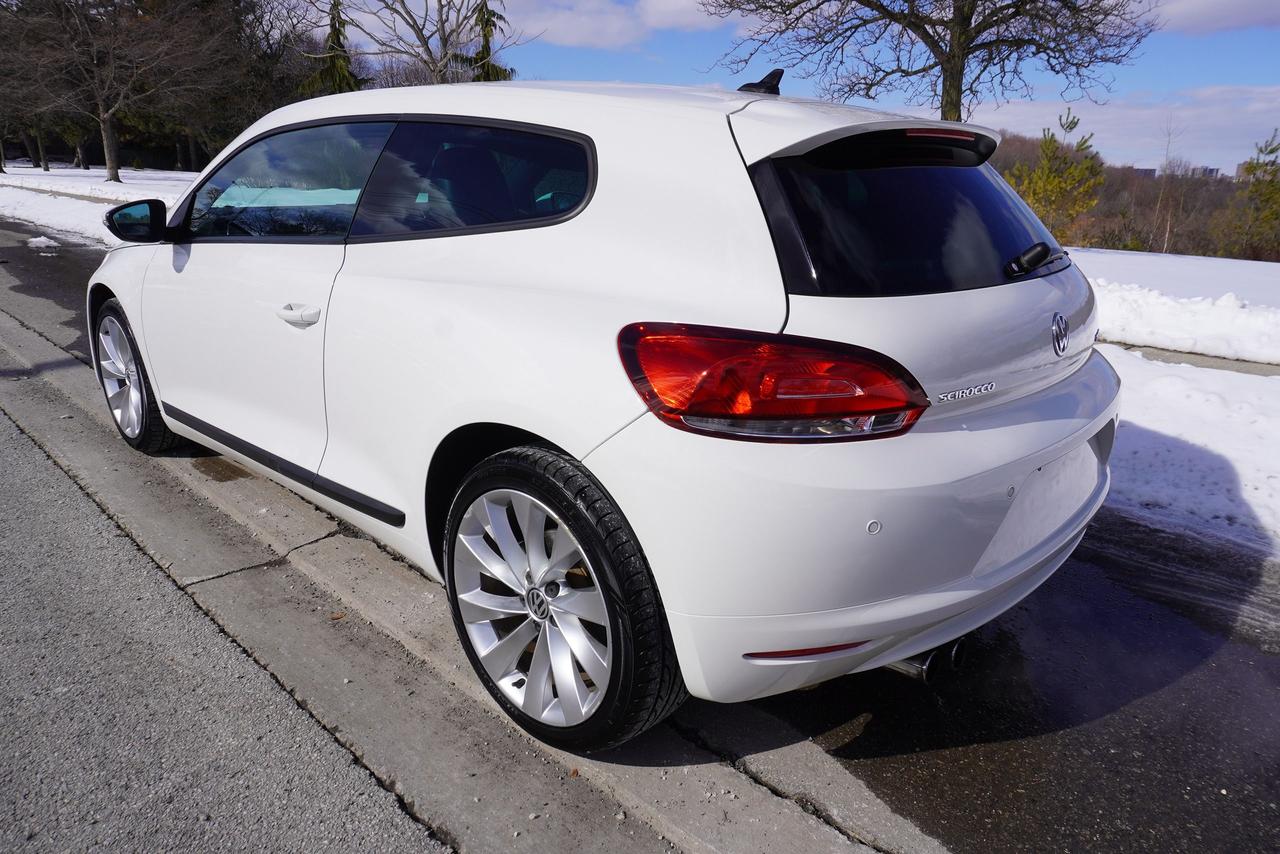 2010 Volkswagen Scirocco 2.0 TSI / DSG / HEAD TURNER / RHD / FUN TO DRIVE Photo2