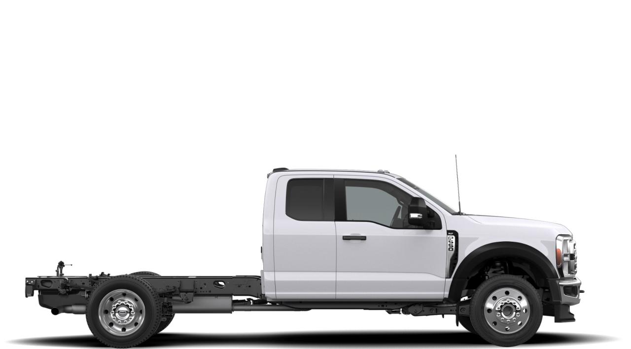 2026 Ford F-550 4X4 SUPERCAB CHAS CA Photo4