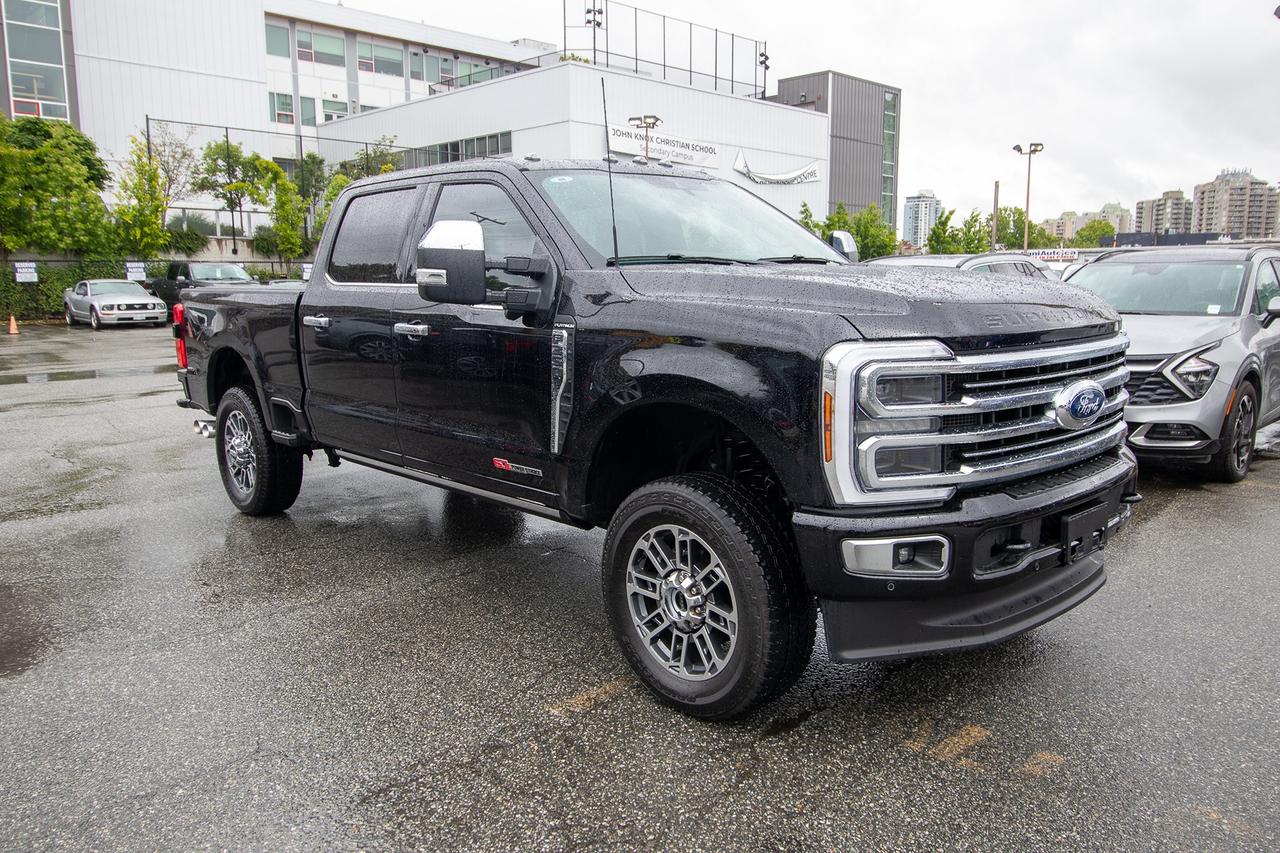 2025 Ford F-350 Platinum 4WD Crew Cab 6.75' Box Photo3