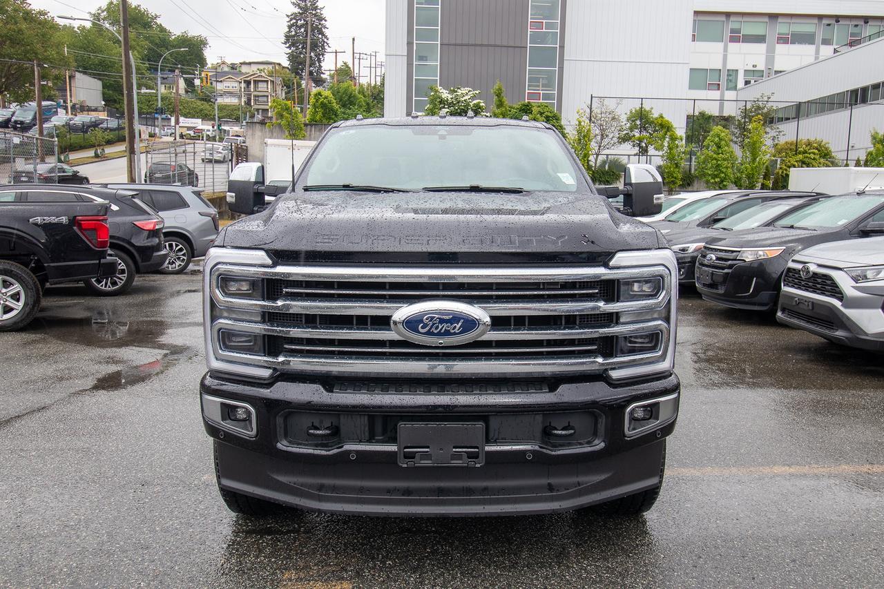 2025 Ford F-350 Platinum 4WD Crew Cab 6.75' Box Photo2