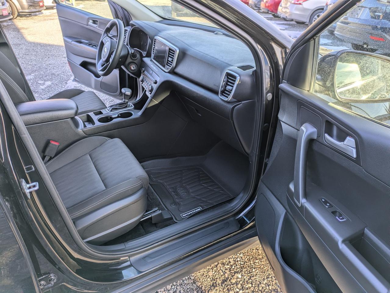 2021 Kia Sportage LX Photo