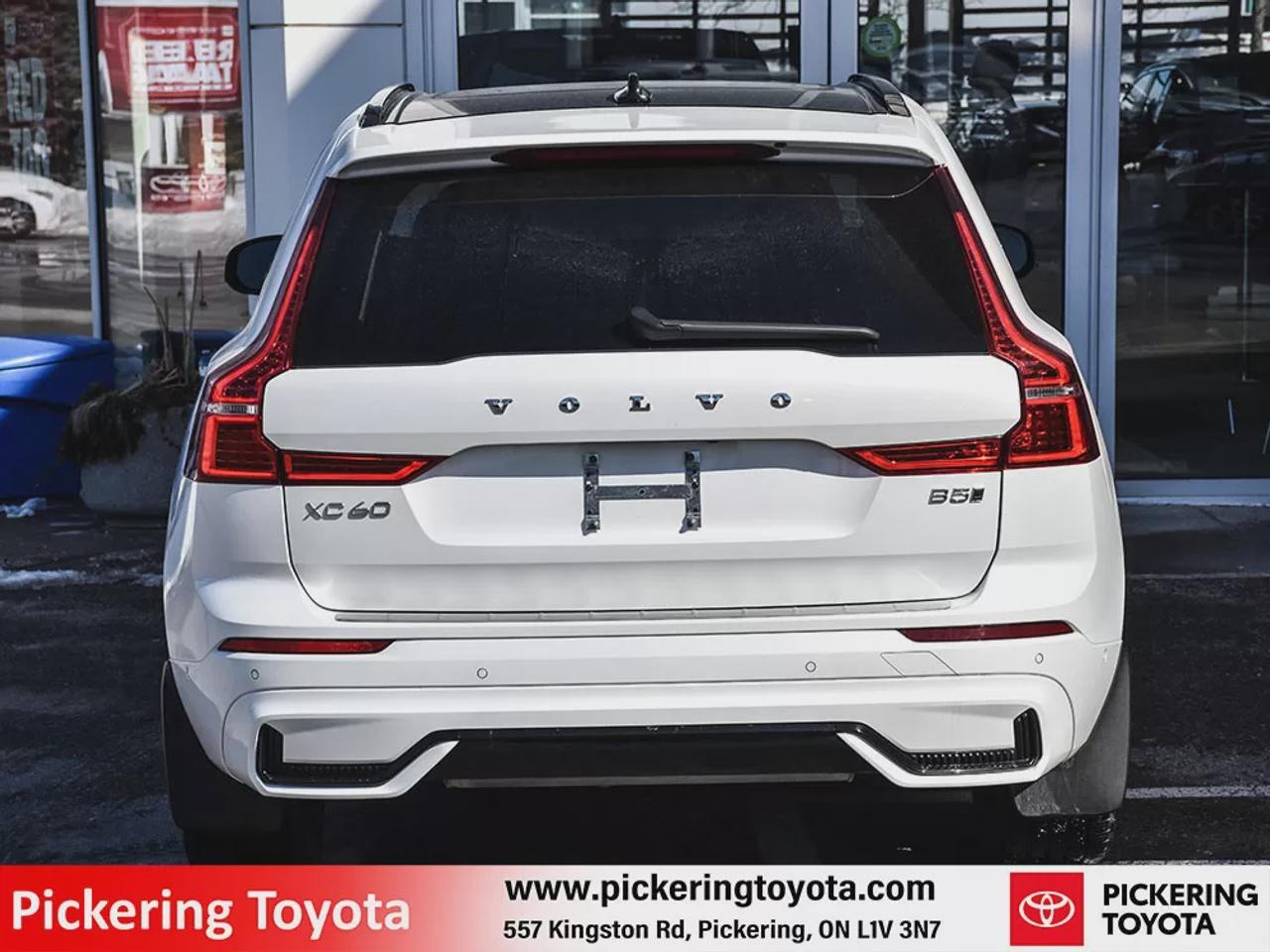 2024 Volvo XC60 Ultimate Photo4