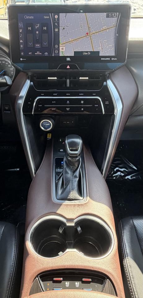 2021 Toyota Venza XLE AWD Photo