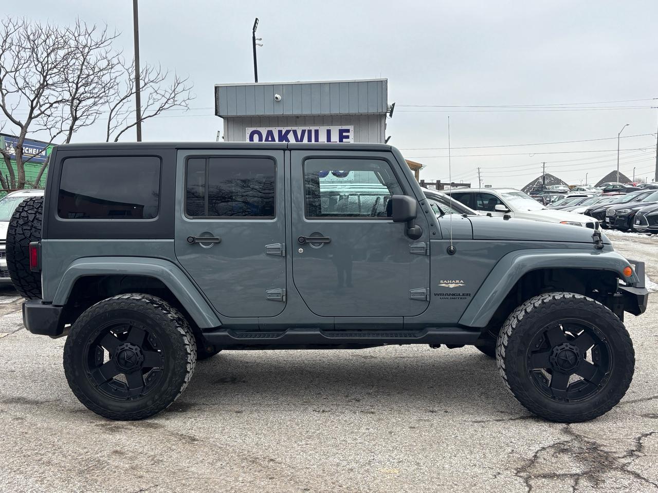 2015 Jeep Wrangler UNLIMITED 4WD 4DR SAHARA Photo