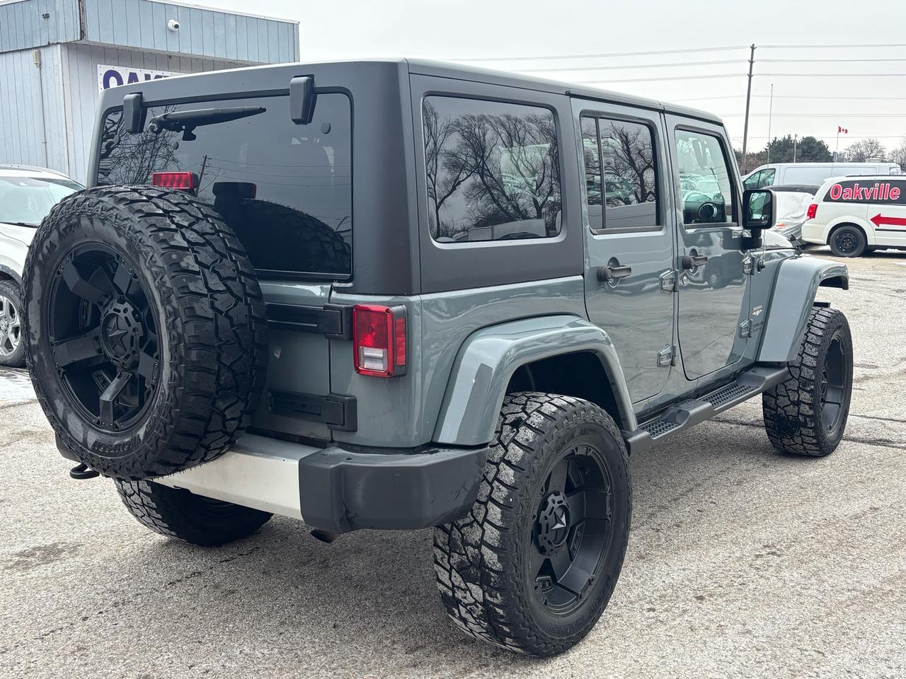 2015 Jeep Wrangler UNLIMITED 4WD 4DR SAHARA Photo