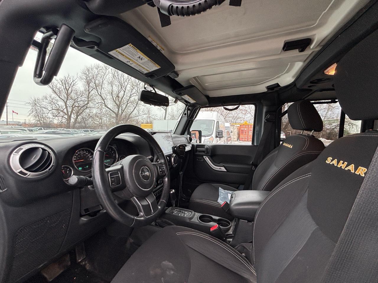 2015 Jeep Wrangler UNLIMITED 4WD 4DR SAHARA Photo