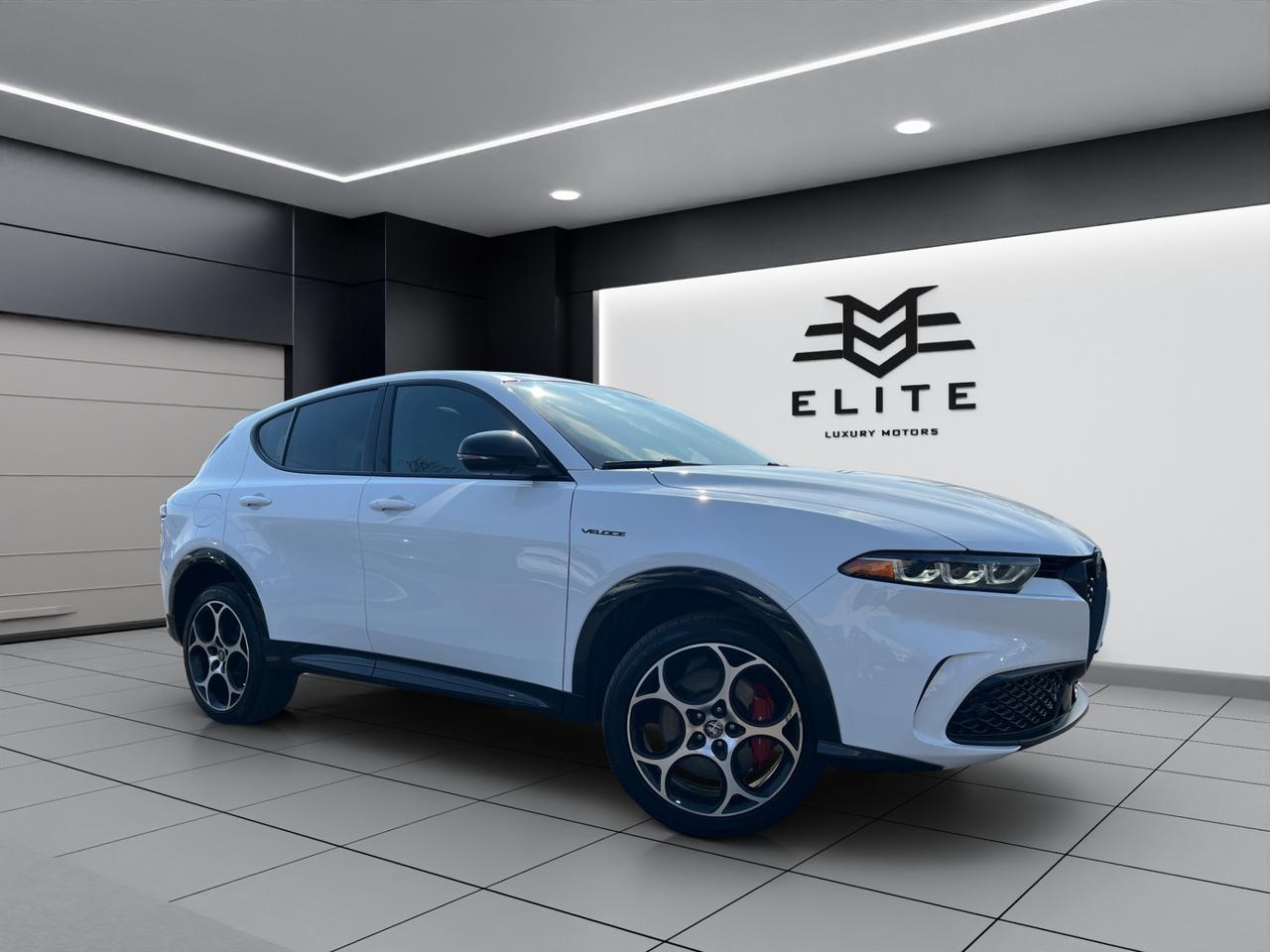 2023 Alfa Romeo Tonale VELOCE AWD - Blind Spot Monitor - Moonroof !!! Photo0
