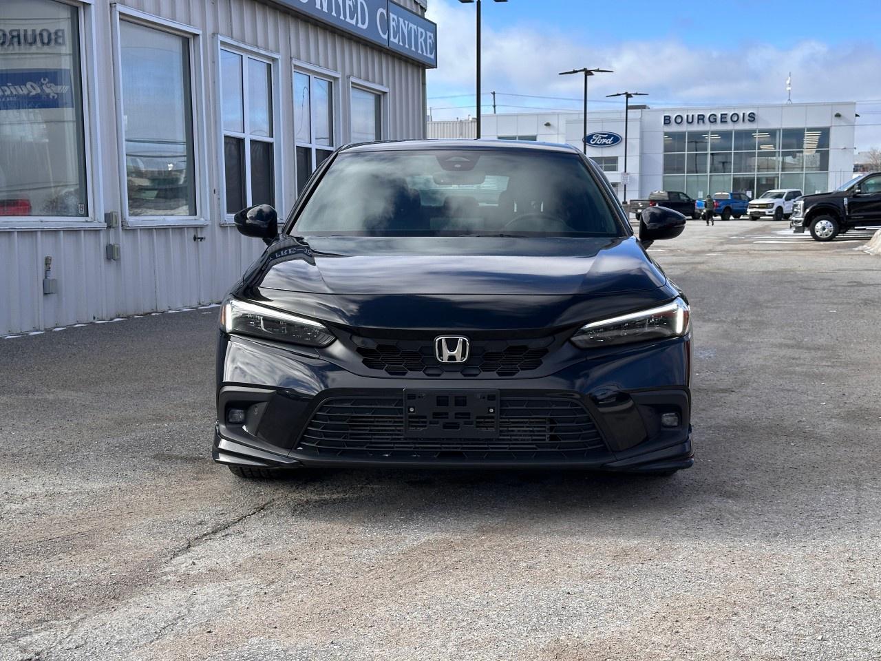 2024 Honda Civic Hatchback Sport Touring CVT Hatchback Photo2