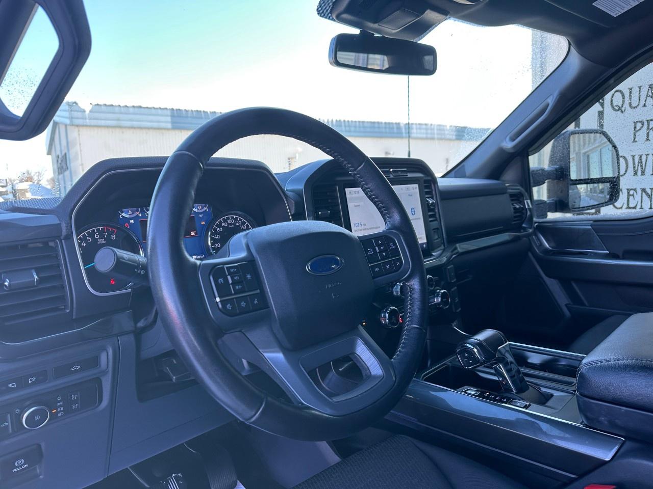 2022 Ford F-150 XLT 4WD SuperCrew 5.5' Box Photo