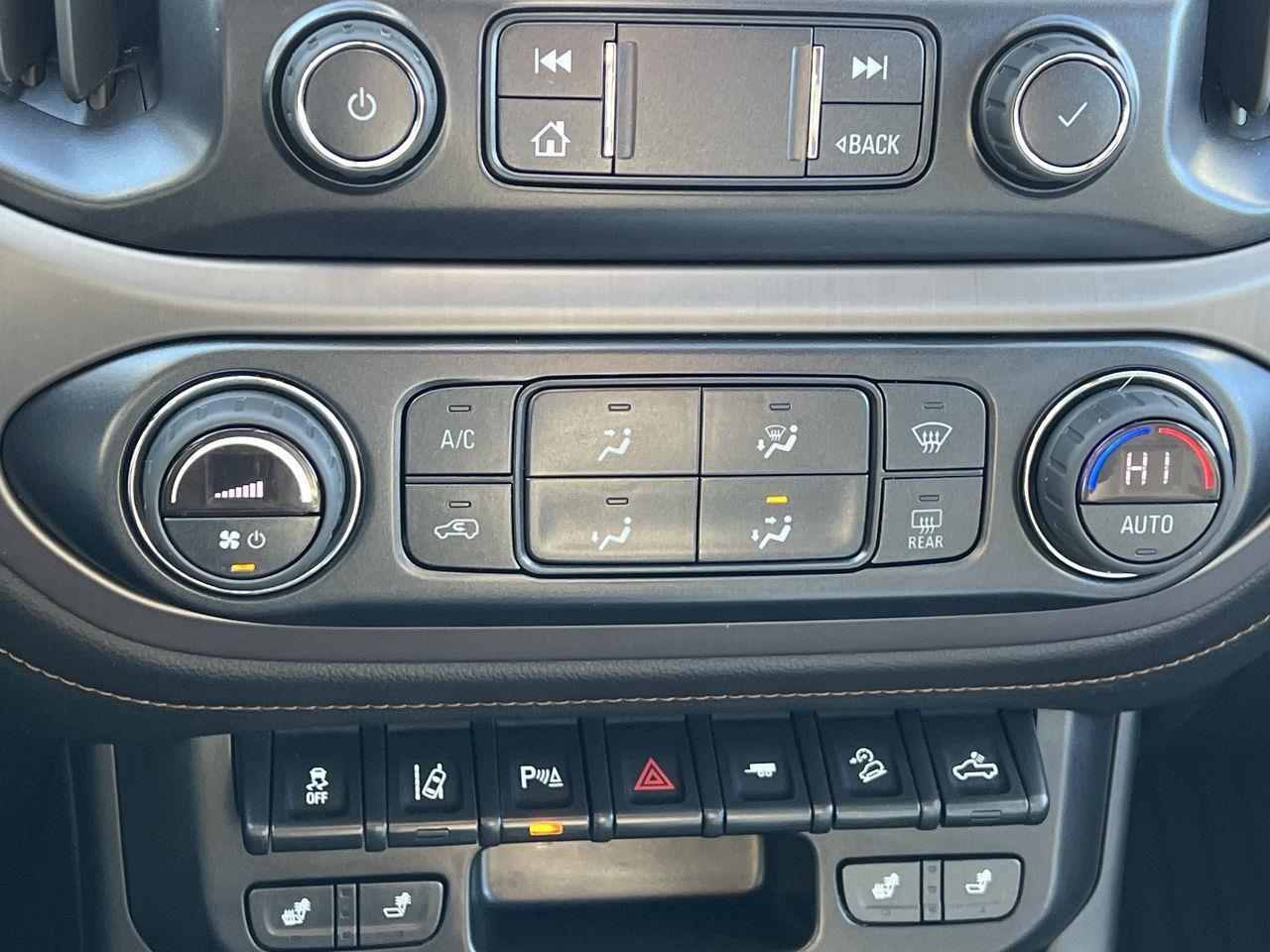 2021 GMC Canyon AT4 w/Leather 4X4 Photo